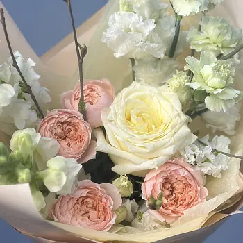 Сборный букет Апрель S