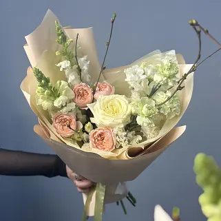 Сборный букет Апрель S