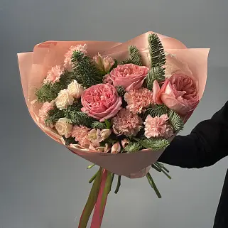 Розовый зимний букет М