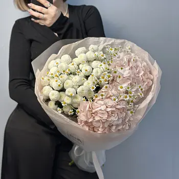 Сборный букет Цветочная поляна М