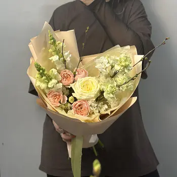 Сборный букет Апрель S