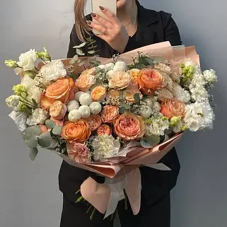 Сборный букет Peachy L