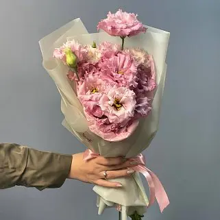 Букет из 5 розовых эустом