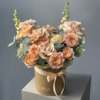 Букет в шляпной коробке Поздний завтрак L