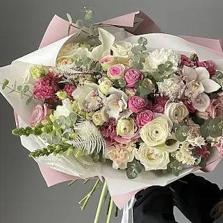 Сборный букет Bloom L