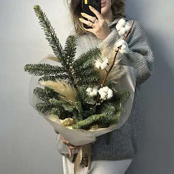 Бежевый зимний букет