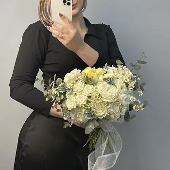 Свадебный букет невесты в полевом стиле