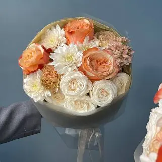 Сборный букет Абрикосовый сорбет S