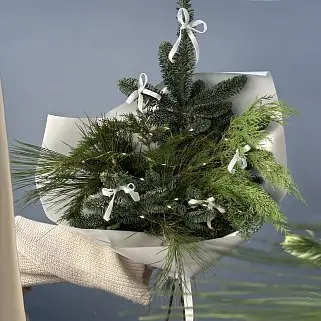 Зимний букет Snow Queen M