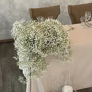 Настольная композиция из гипсофилы