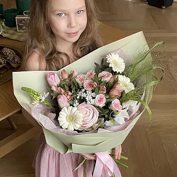 Сборный букет Завтрак на траве