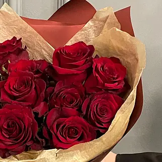 Букет из 11 красных роз 50см