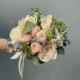 Свадебный букет невесты с незабудками