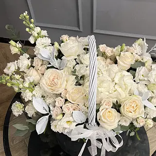 Цветочная корзина White