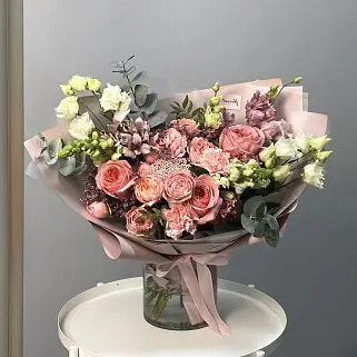 Сборный букет Любовь с первого взгляда