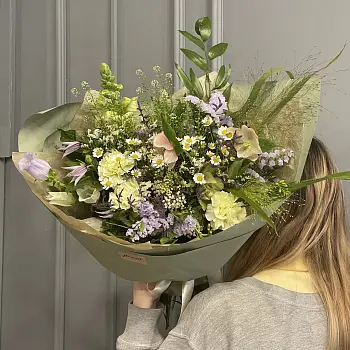 Полевой сборный букет M