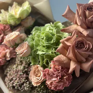 Сборный букет Сэптемпбер M