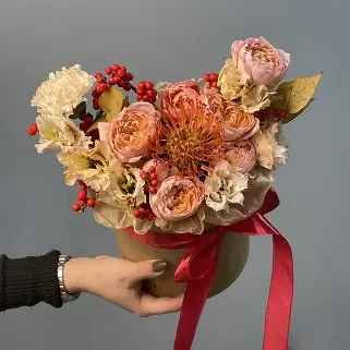 Букет в шляпной коробке Кленовый сироп S