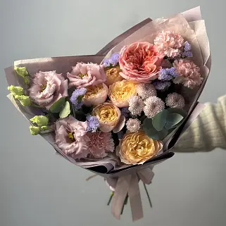 Сборный букет Черничный пай S