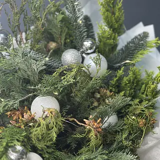 Зимний букет Snow Queen M