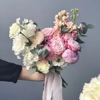 Свадебный букет невесты Пурпур