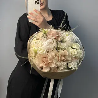 Сборный букет с пионом My honey M