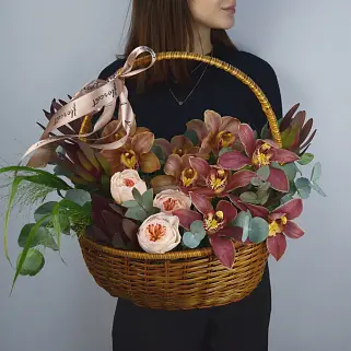 Корзина с орхидеями Амур