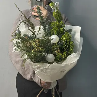 Зимний букет Snow Queen S