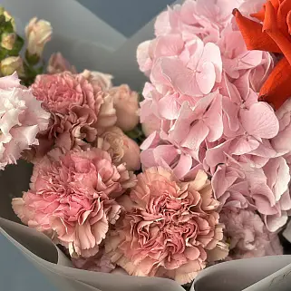 Сборный букет Пэшн S