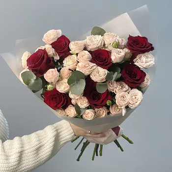 Дуо-букет роз Explorer и Bombastic L