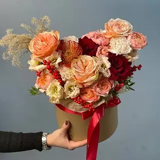 Букет в шляпной коробке Кленовый сироп L