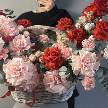 Цветочная корзина Мон амур