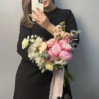 Свадебный букет невесты Пурпур