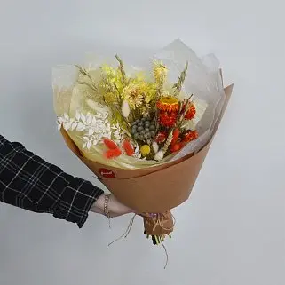 Букет сухоцветов Теплый солнечный
