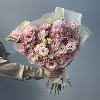 Букет из 21 розовой эустомы