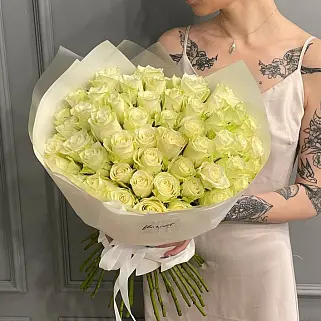 Букет из 51 белой розы 50см (Кения)