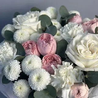 Букет в шляпной коробке Air kiss