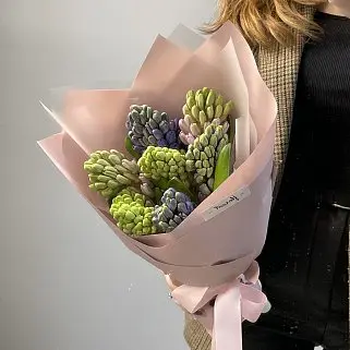 Букет из 7 гиацинтов (микс)