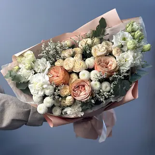 Сборный букет Пичи M