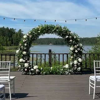 Арка из живых цветов #1