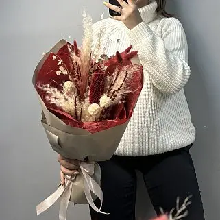 Букет сухоцветов Рубиновый
