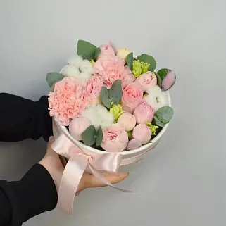 Букет в шляпной коробке Пастила