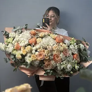 Сборный букет Peachy XL