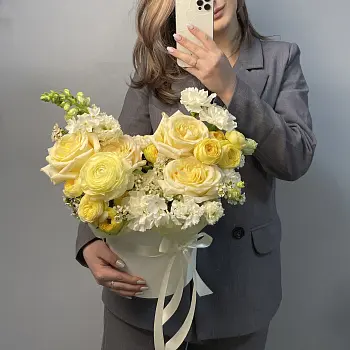 Букет в шляпной коробке Лимонный сад L