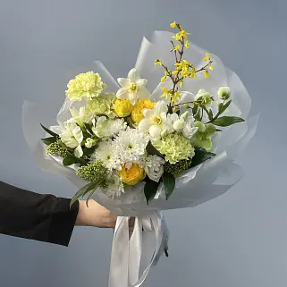 Сборный букет Sunny S