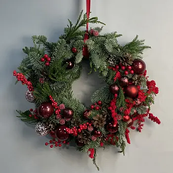 Алый венок М