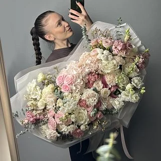 Сборный букет Эндлес лав