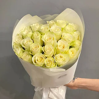 Букет 25 белых роз 50см (Кения)