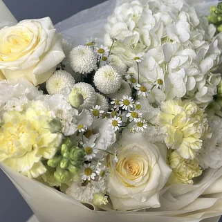 Сборный букет Санни M