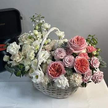 Цветочная корзина Лав